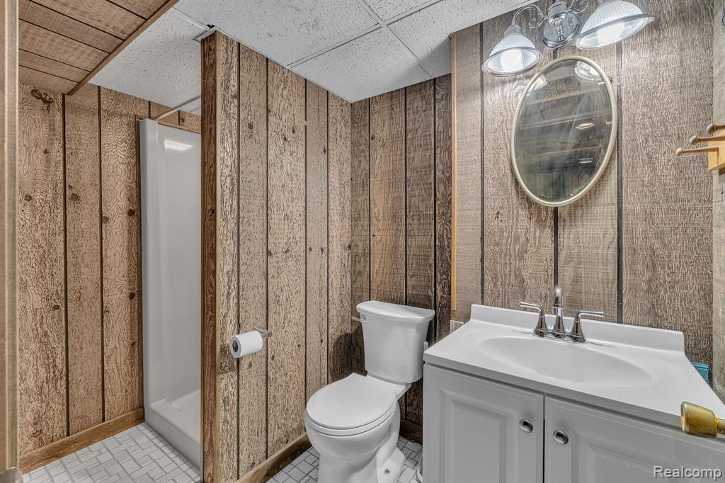 4248 WHITEBIRCH Drive, West Bloomfield, MI 48323 — Photo 45