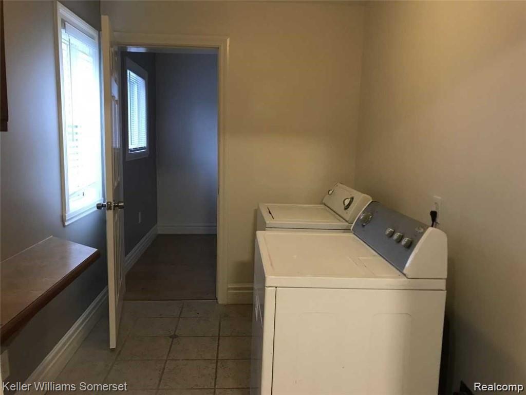 18541 Utica, Roseville, MI 48066 — Photo 18
