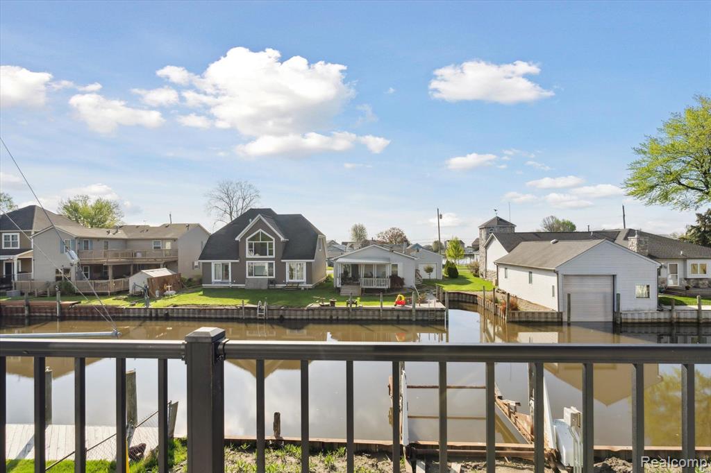 45518 JEFFERSON Avenue, Chesterfield, MI 48047 — Photo 27