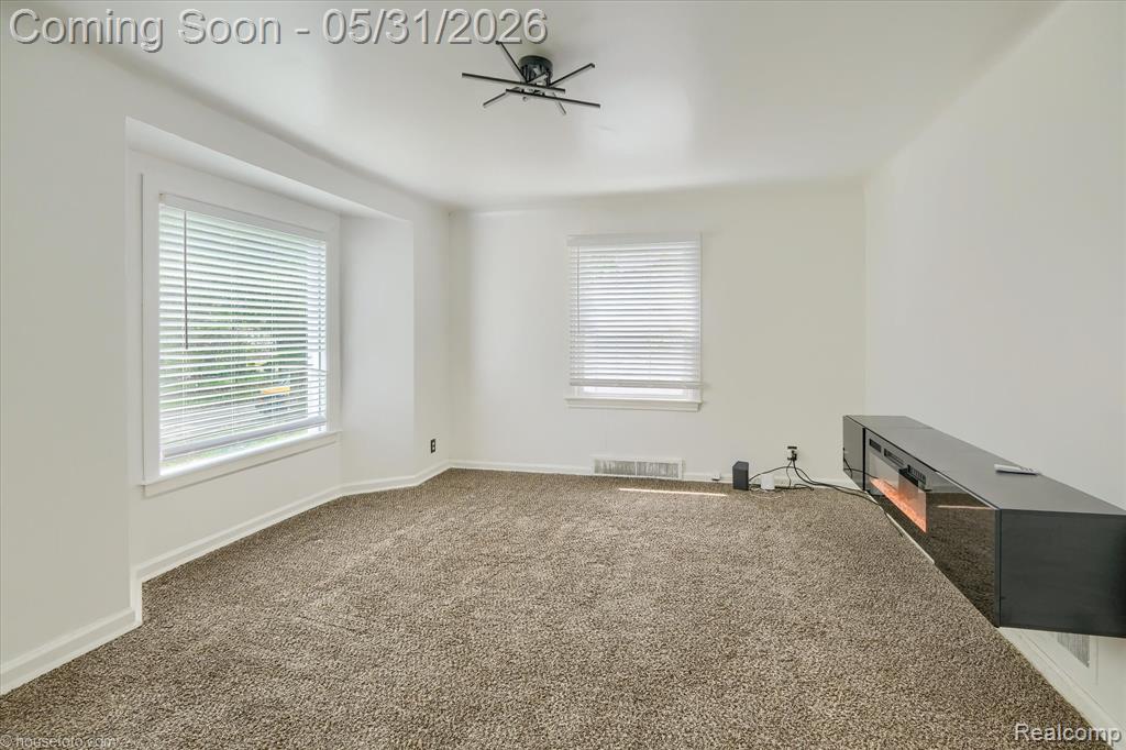 601 McKinley Avenue, Flint, MI 48507 — Photo 5