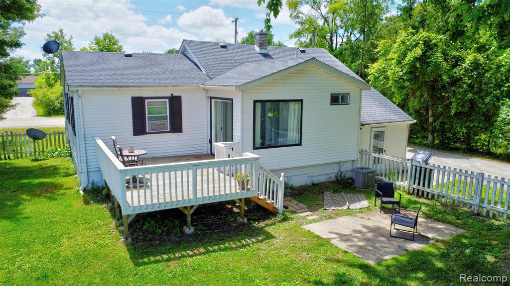 5244 Oleksyn Road, Flint, MI 48504 — Photo 48