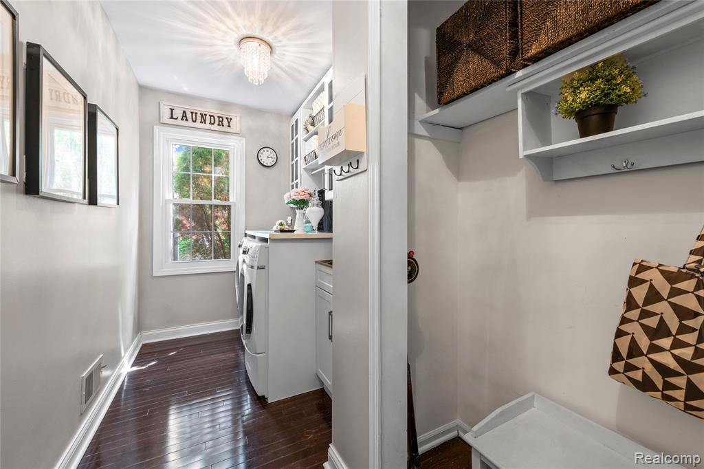 1051 Wellington Court, Canton, MI 48187 — Photo 30