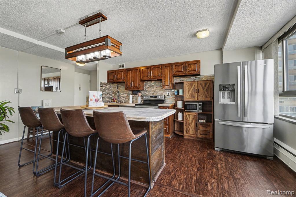 8900 E Jefferson Avenue, 729, Detroit, MI 48214 — Photo 14