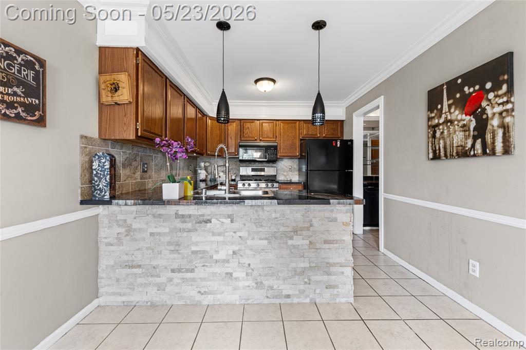 45511 Dover Drive, Macomb, MI 48044 — Photo 15