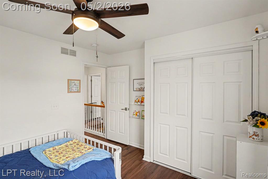 406 Mill Pond Drive, Fenton, MI 48430 — Photo 15