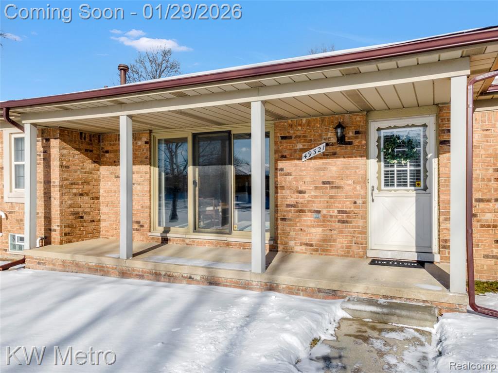 49321 Glasco Court, Utica, MI 48315 — Photo 4