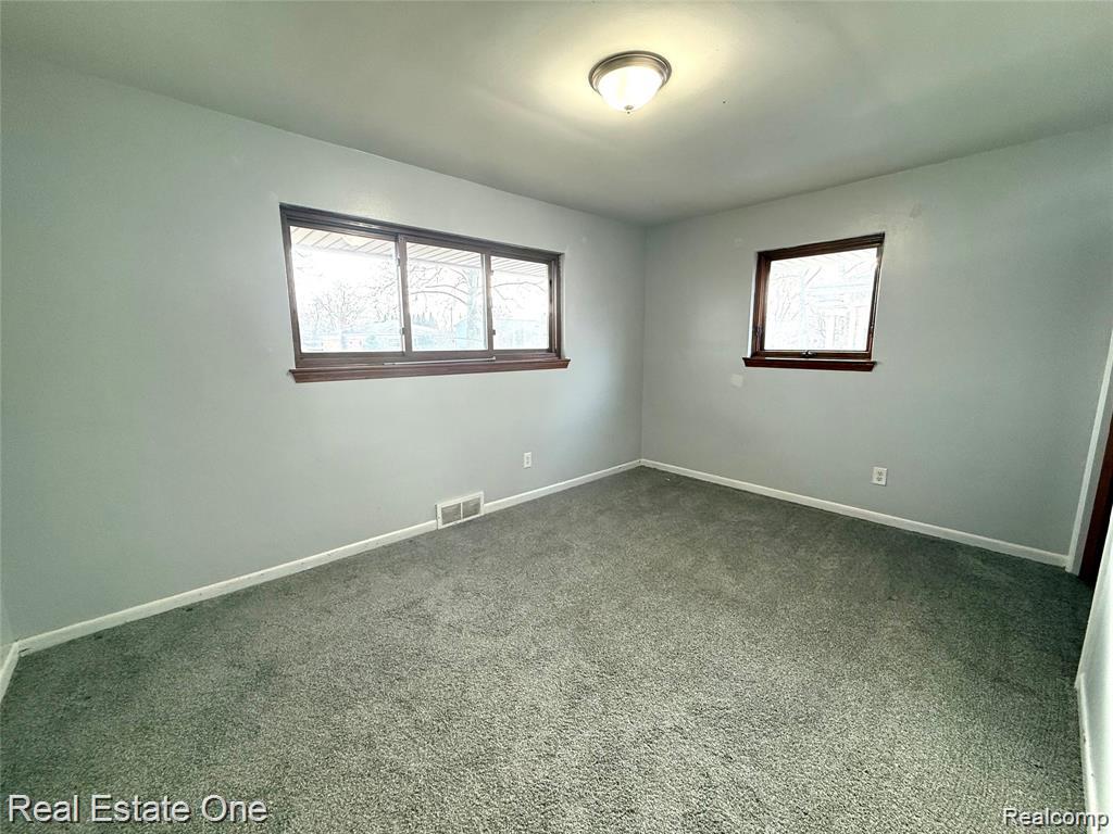6845 Plainfield Street, Dearborn Heights, MI 48127 — Photo 6
