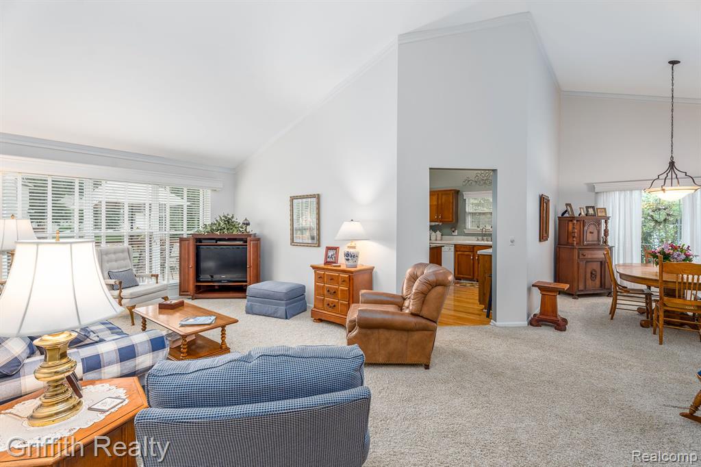 850 CALPERNIA, Wixom, MI 48393 — Photo 14