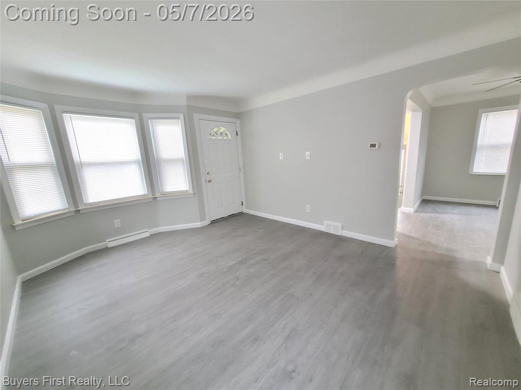 22084 Normandy Avenue, Eastpointe, MI 48021 — Photo 3
