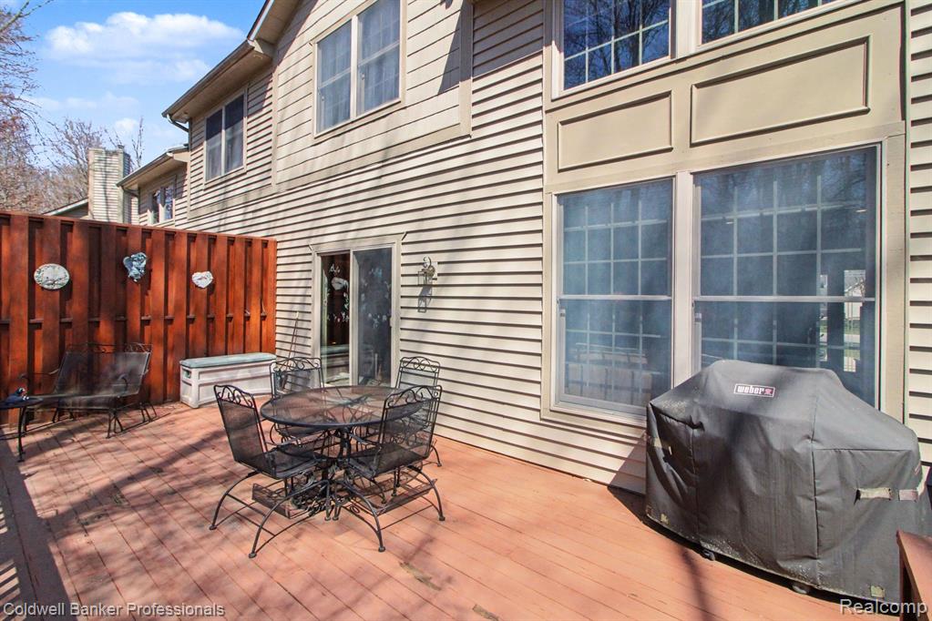 252 Stratford Lane, Lake Orion, MI — Photo 8