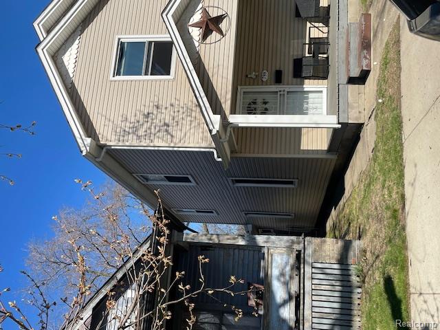 798 Distel Street, Detroit, MI 48209 — Photo 7