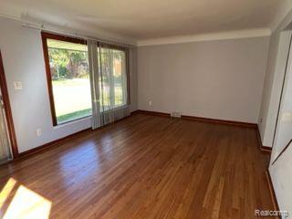 7919 HARDING Street, Taylor, MI 48180 — Photo 4