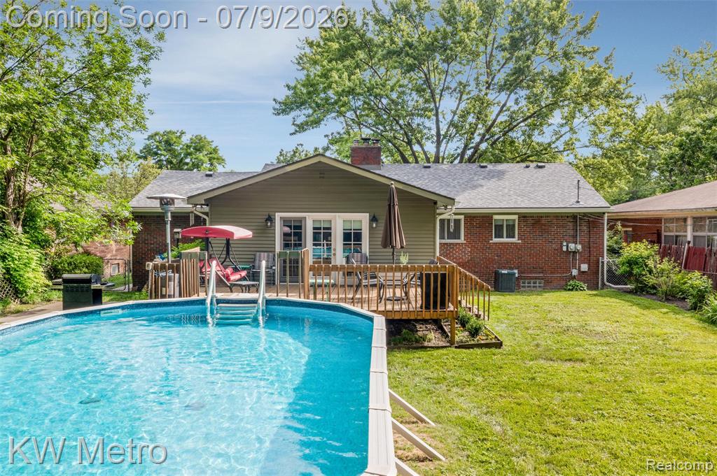 20665 Woodcrest Street, Harper Woods, MI 48225 — Photo 17