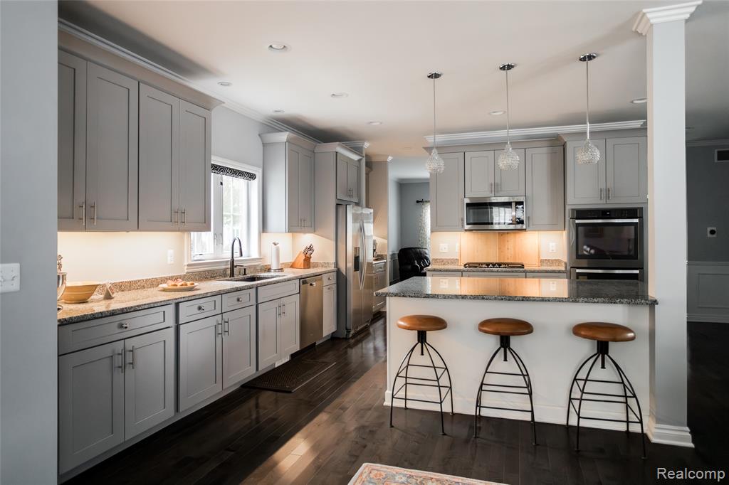 302 S Blair Avenue - Photo 5