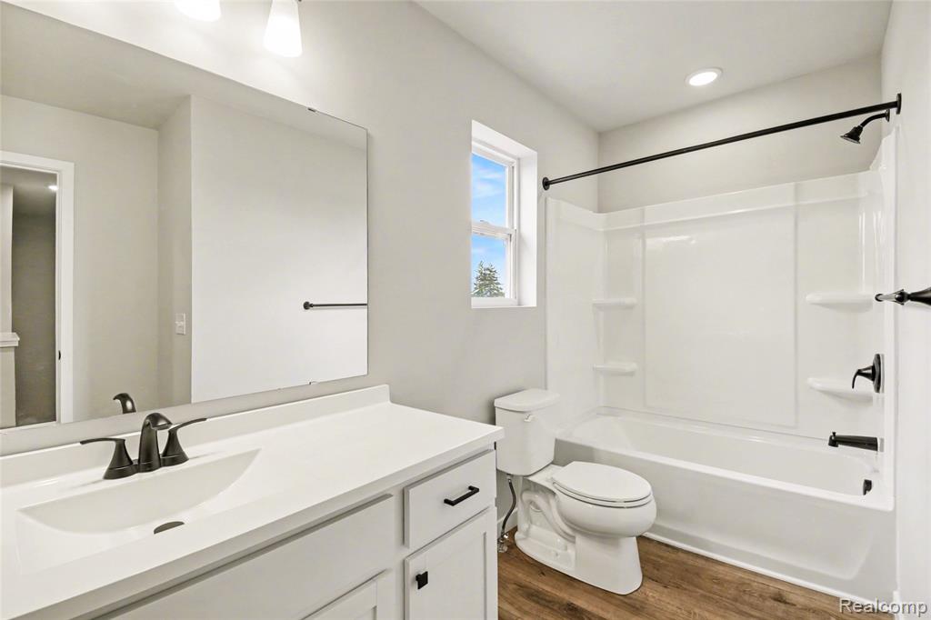 6090 Cousins Drive, Swartz Creek, MI 48473 — Photo 18