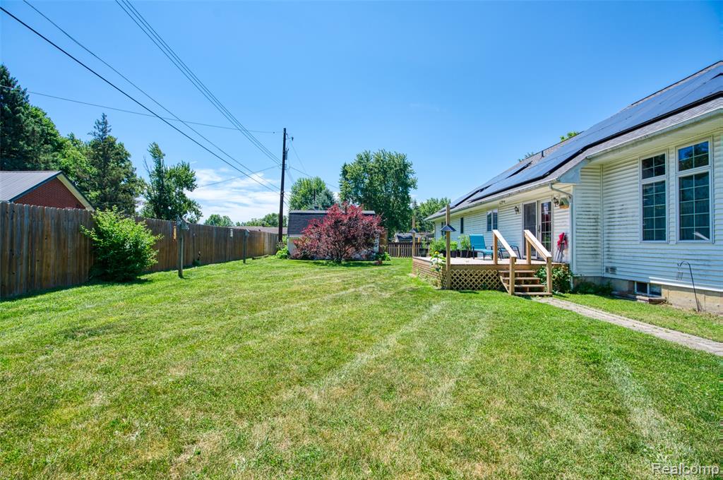 5382 Meadowlawn Road, Fowlerville, MI 48836 — Photo 36