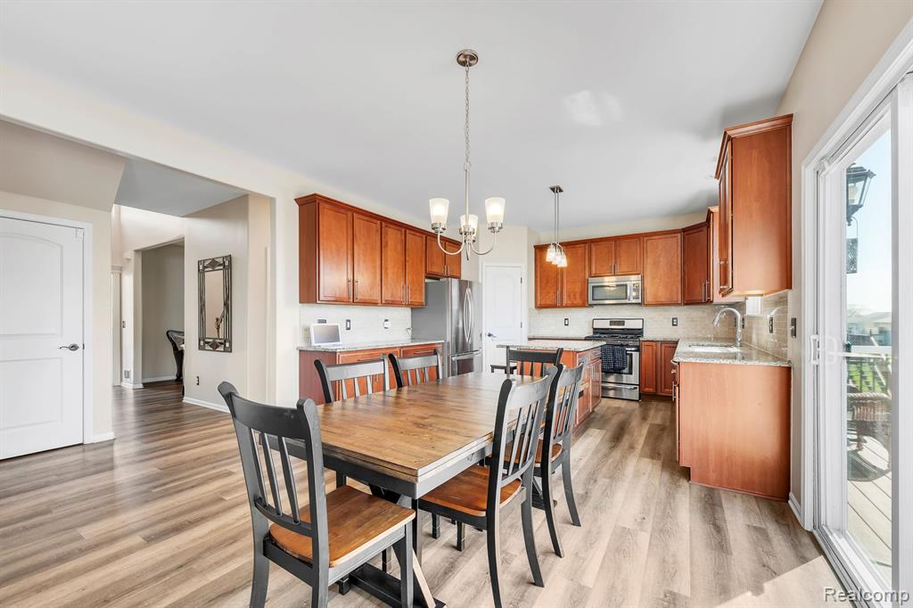 57879 CIDER MILL Drive, New Hudson, MI 48165 — Photo 17