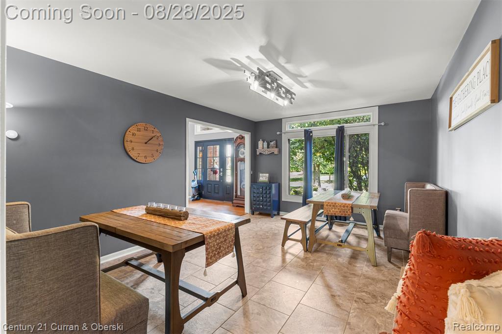7270 Wadebridge Drive, Canton, MI 48187 — Photo 16