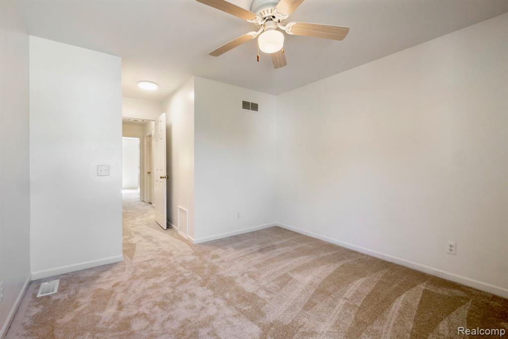 412 Oak Run Court, 6, Royal Oak, MI 48073 — Photo 22