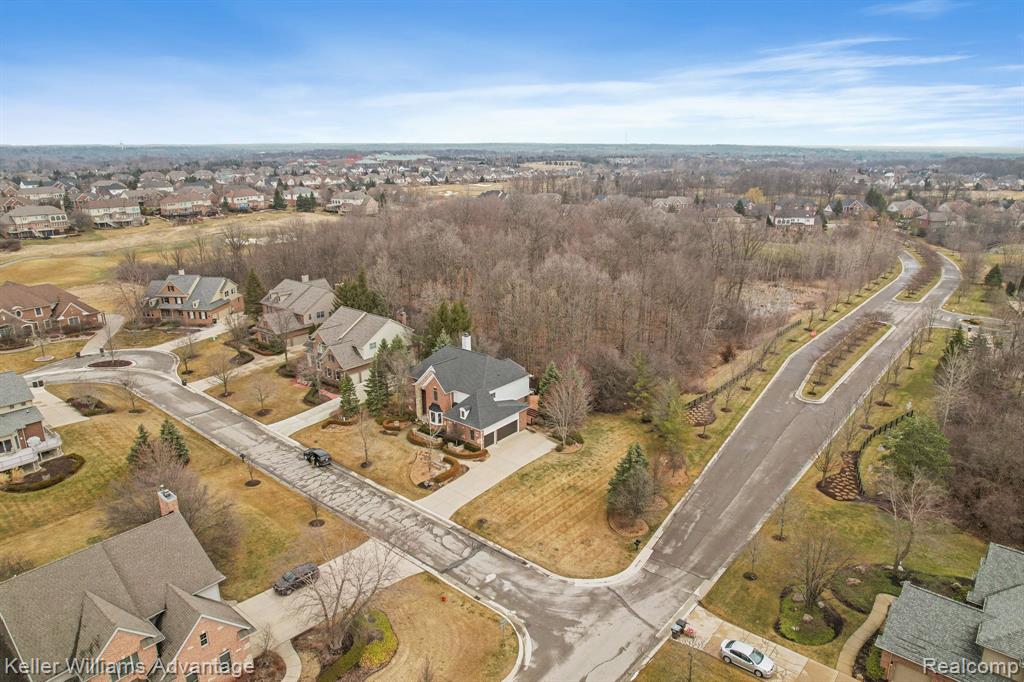 47232 MERION Circle, Northville, MI 48168 — Photo 63