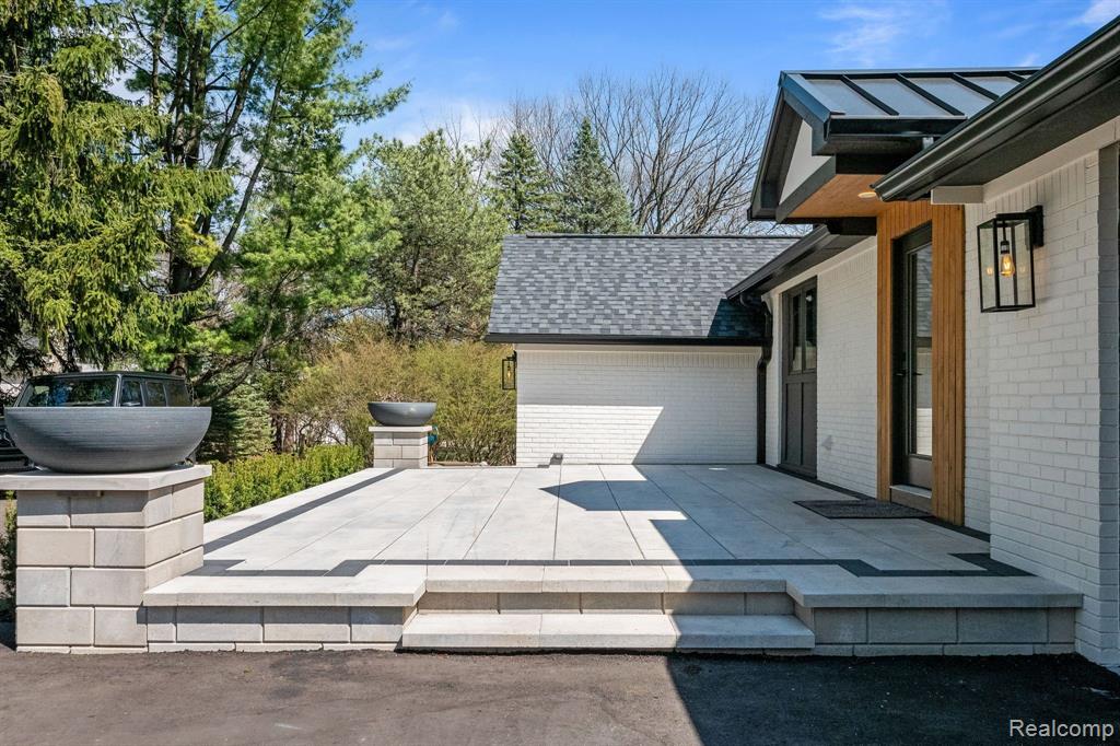 4081 NEARBROOK Road, Bloomfield Hills, MI 48302 — Photo 8