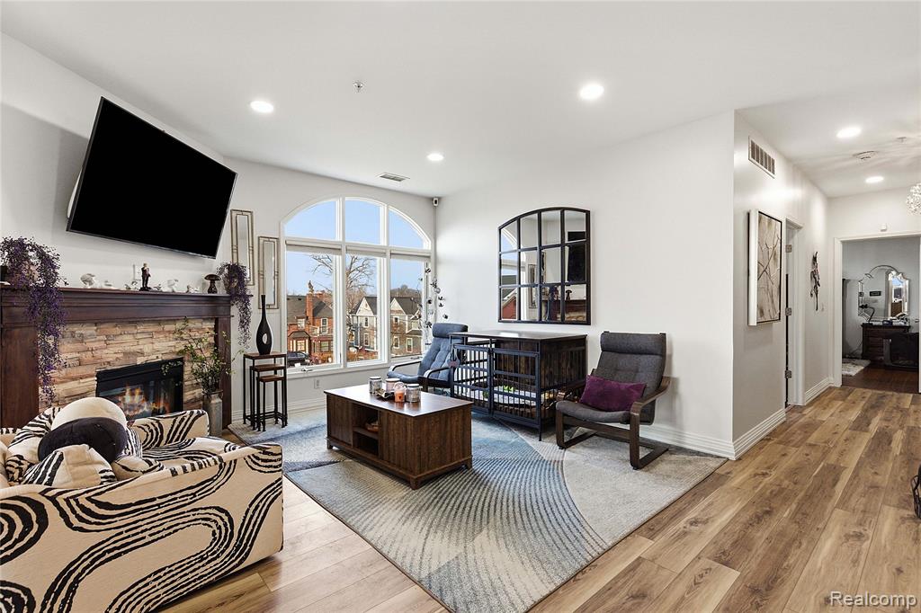 331 E Cady Street, Northville, MI, 48167