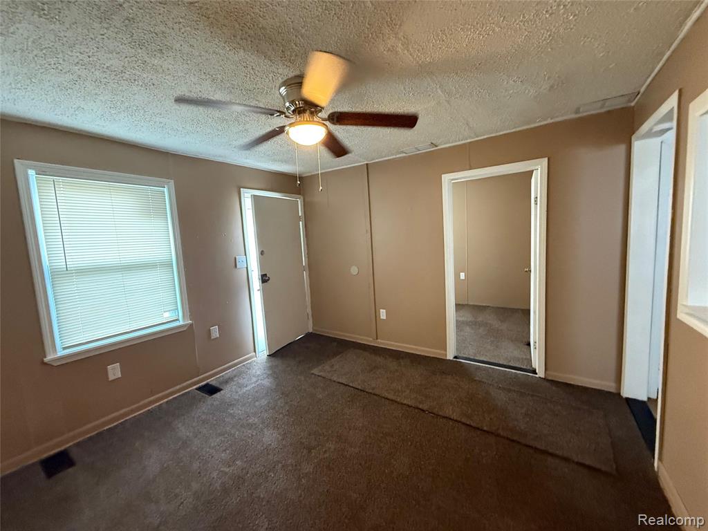 8162 Orchard Avenue, Warren, MI 48089 — Photo 6