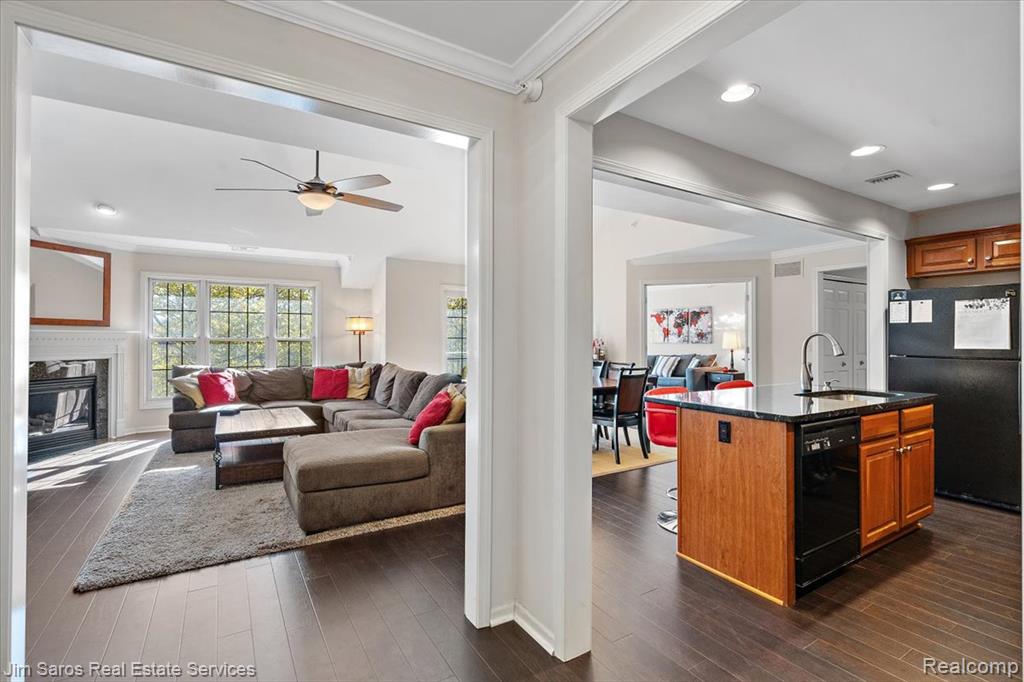 74 Pointe Park Place, Grosse Pointe Park, MI 48230 — Photo 6