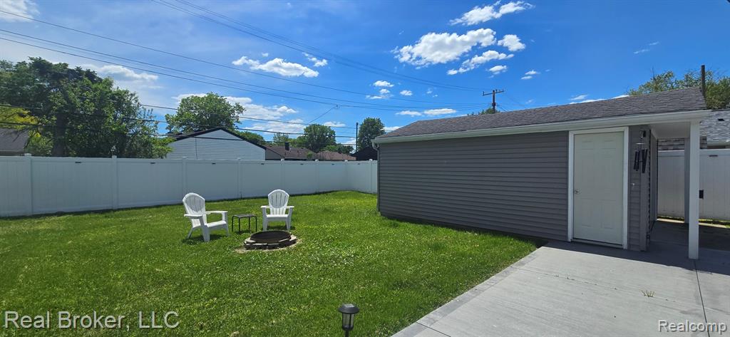 29521 Florence Street, Garden City, MI — Photo 13