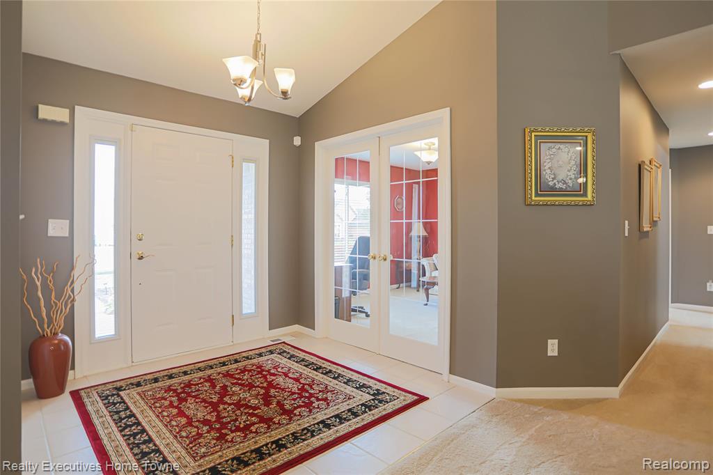 50315 Alden Drive, Macomb, MI 48044 — Photo 12