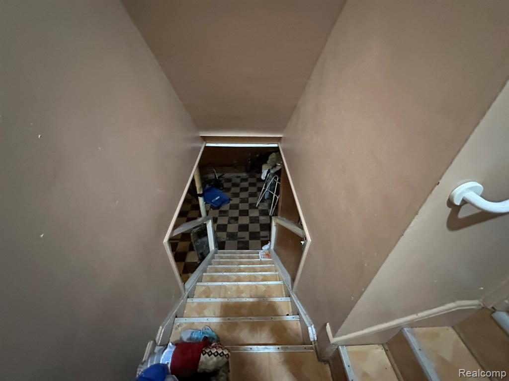 19429 Winthrop Street, Detroit, MI 48235 — Photo 18