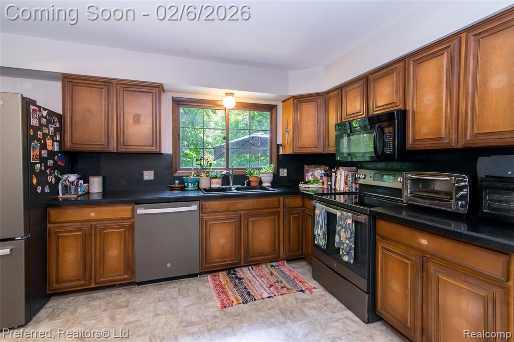46701 N Territorial Road, Plymouth, MI 48170 — Photo 25