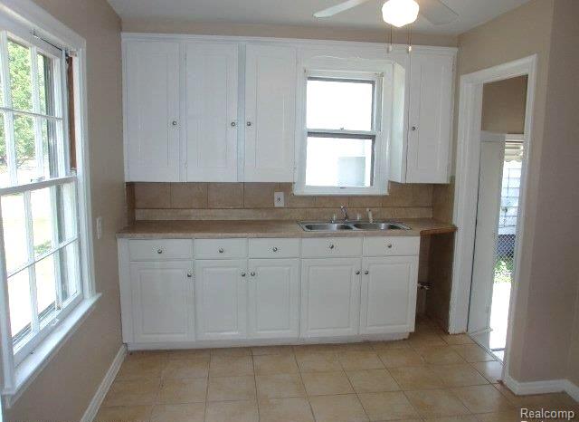 19724 ELKHART Street, Harper Woods, MI 48225 — Photo 11