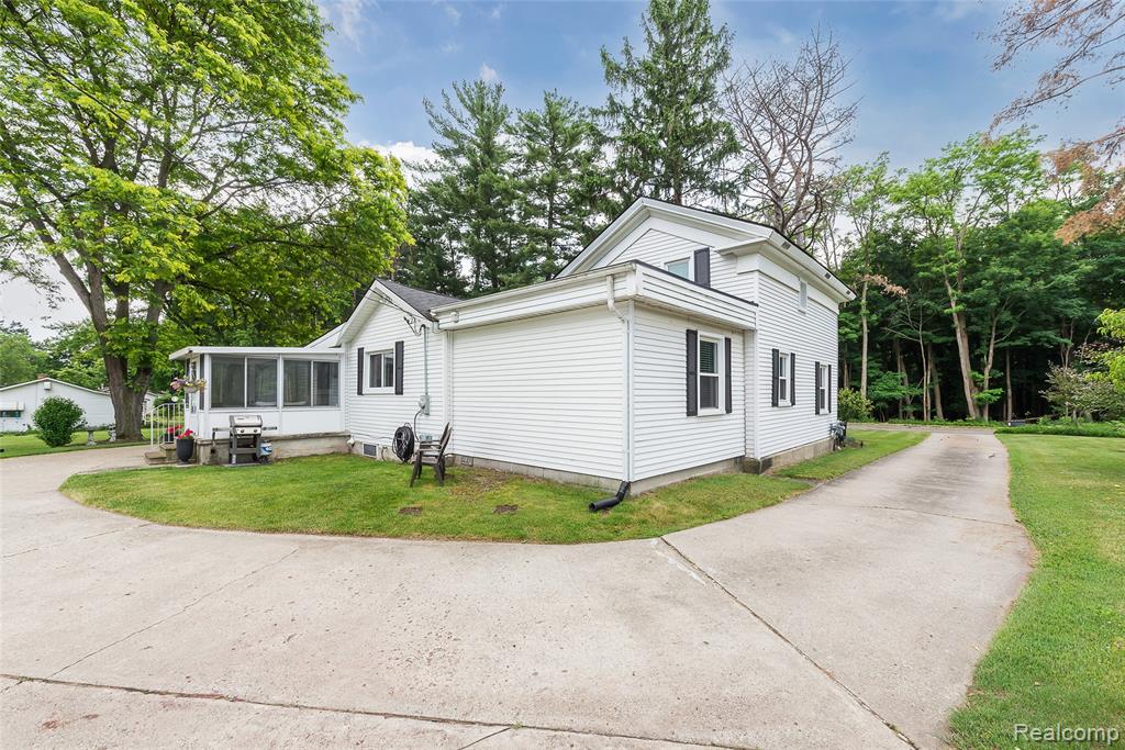 9137 Maltby Road, Brighton, MI 48116 — Photo 34