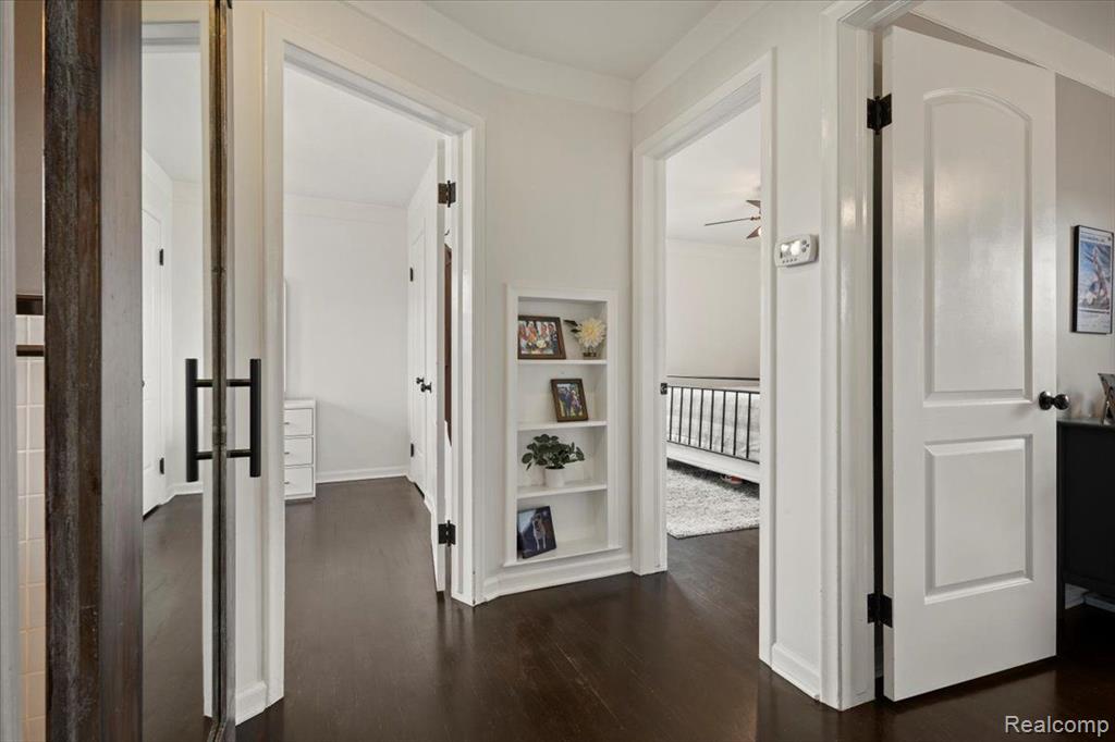 524 E LA SALLE Avenue, Royal Oak, MI 48073 — Photo 21