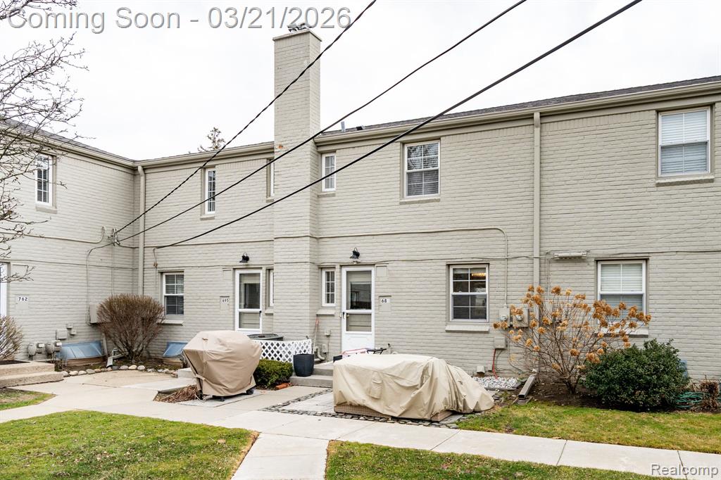 683 Graefield Court, Birmingham, MI 48009 — Photo 23