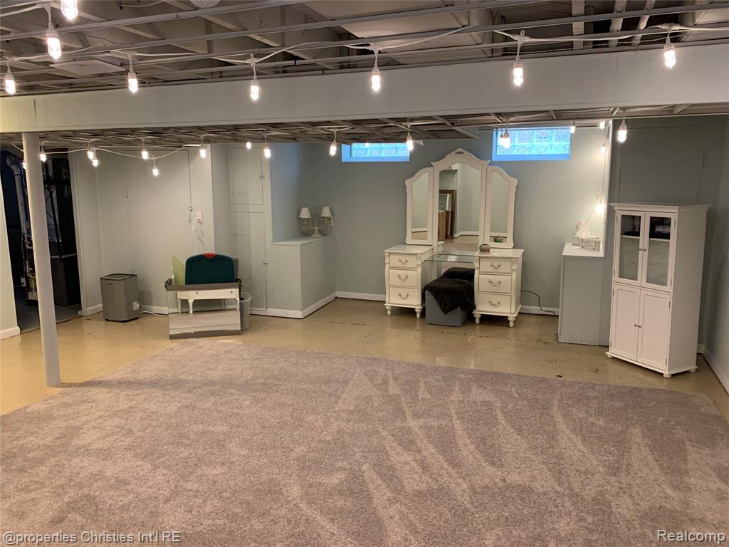 708 S Minerva Avenue, Royal Oak, MI 48067 — Photo 27