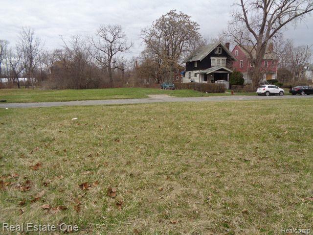 1749 COLLINGWOOD Street, Detroit, MI 48206 — Photo 14