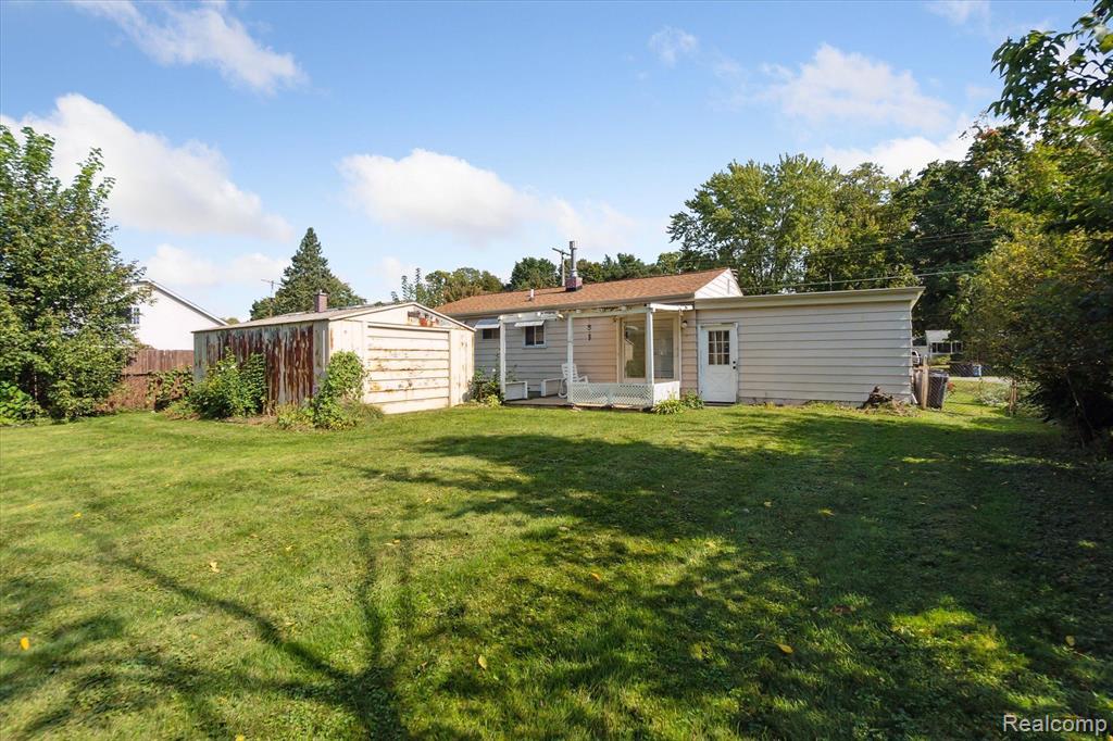 4208 BRISTOLWOOD Drive, Flint, MI 48507 — Photo 29