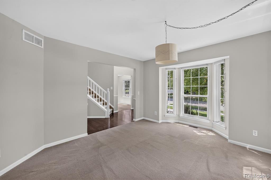 4895 Greenview Drive, Commerce Twp, MI 48382 — Photo 10