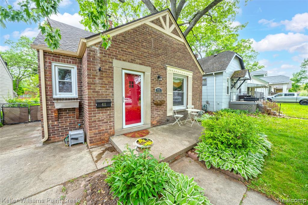 411 W Chesterfield Street W, Ferndale, MI 48220 — Photo 2