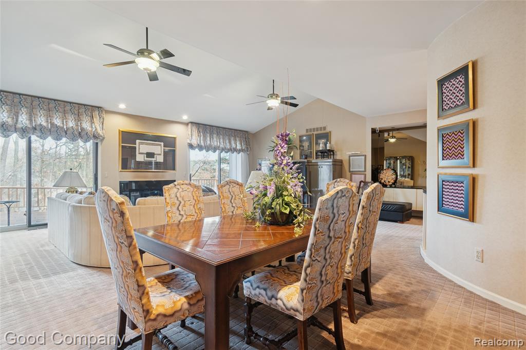 5104 Woodcliff Hill Road W, West Bloomfield, MI 48323 — Photo 15