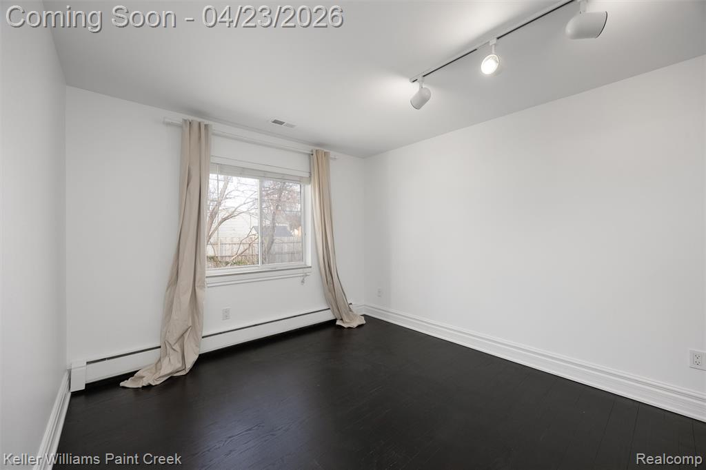 445 Miller Avenue, Rochester, MI 48307 — Photo 19