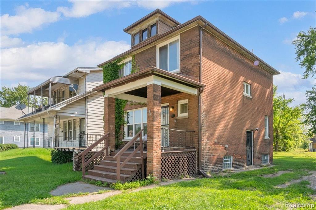 8928 Mackinaw Street, Detroit, MI 48204 — Photo 2