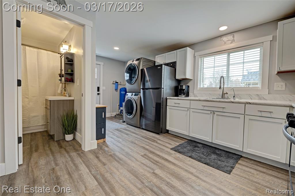 11068 N Fenton Road, Fenton, MI 48430 — Photo 17