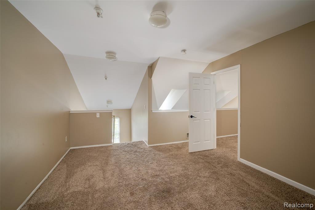 15650 Stone Crossing Drive, Southfield, MI 48075 — Photo 11