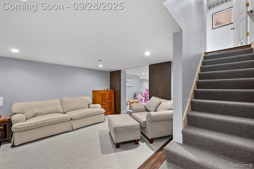 4402 Arlington Drive, Royal Oak, MI 48073 — Photo 45