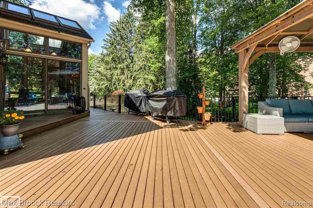 55618 Lordona Lane, Shelby Twp, MI 48315 — Photo 11