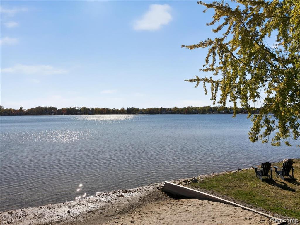 4227 Lanette Drive, Waterford, MI 48328 — Photo 52