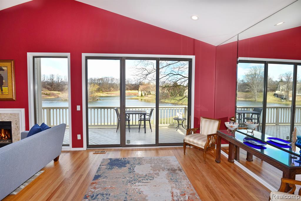 527 Newburne Pointe, 19, Bloomfield Hills, MI 48304 — Photo 9